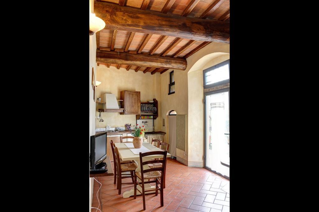 Agriturismo Casavecchia Фильине-Вальдарно Экстерьер фото