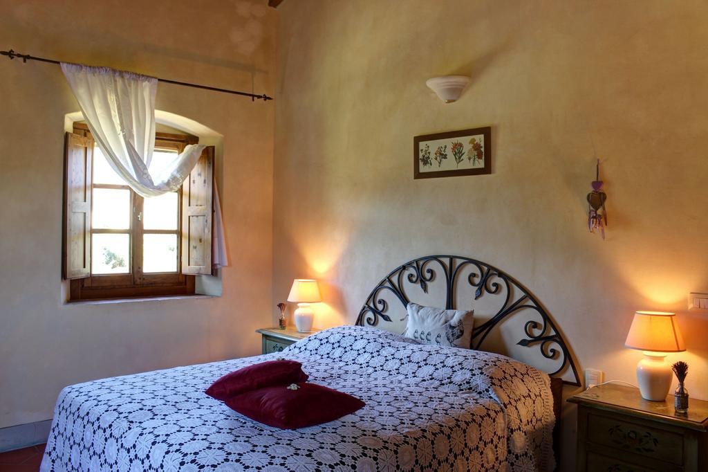 Agriturismo Casavecchia Фильине-Вальдарно Экстерьер фото