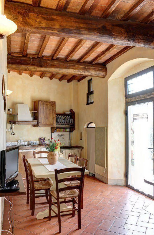 Agriturismo Casavecchia Фильине-Вальдарно Экстерьер фото