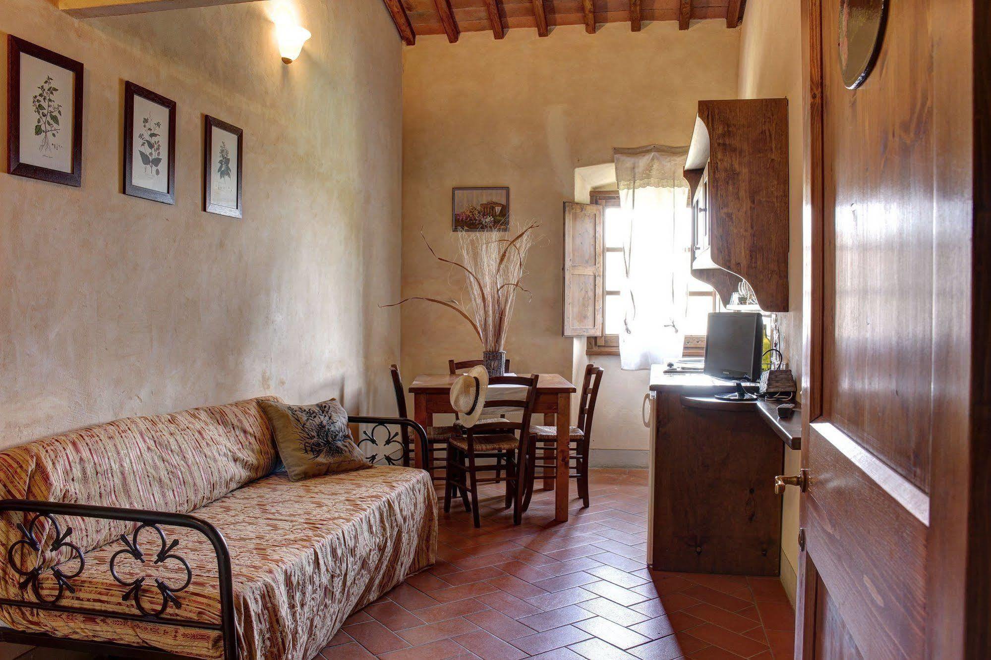 Agriturismo Casavecchia Фильине-Вальдарно Экстерьер фото