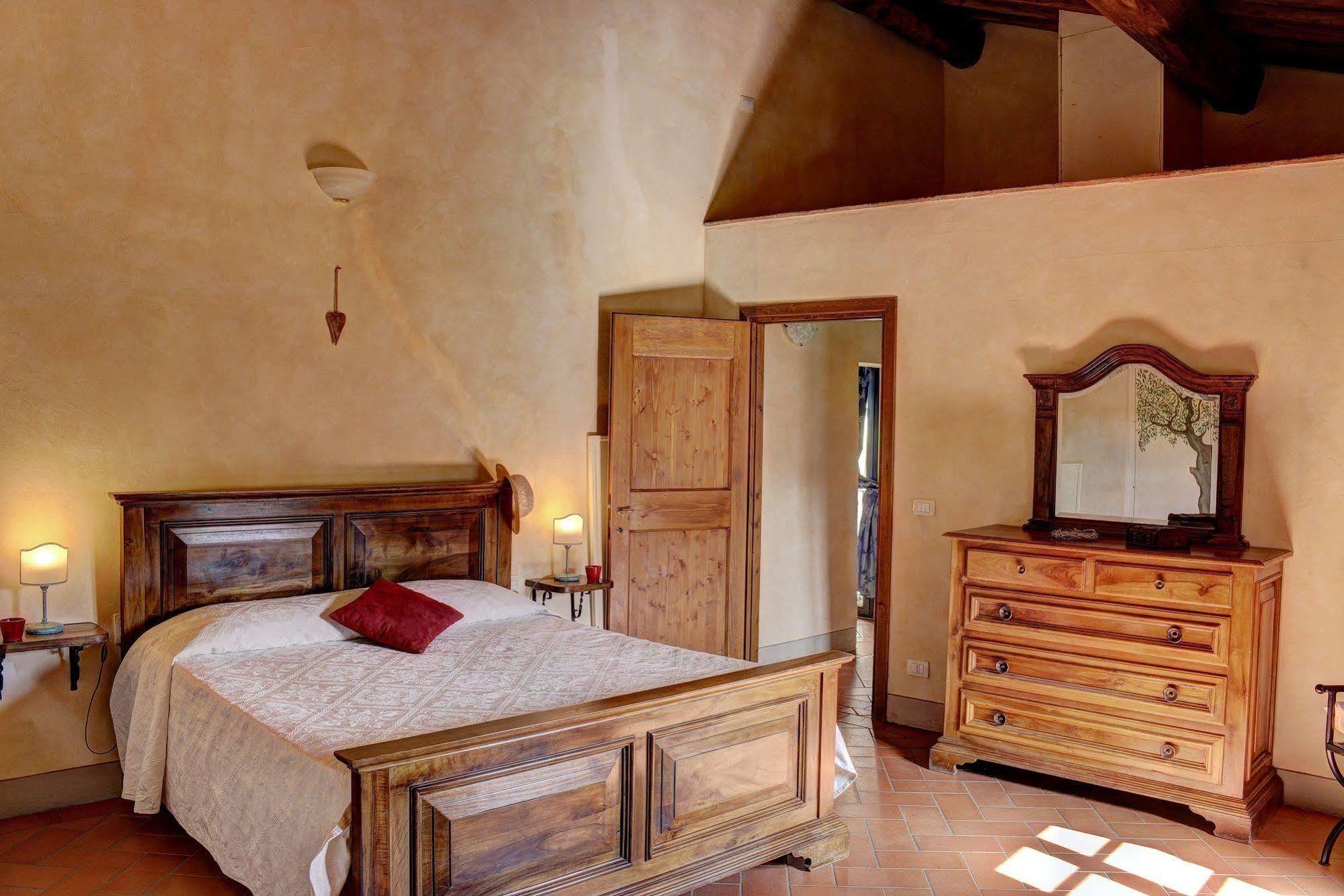 Agriturismo Casavecchia Фильине-Вальдарно Экстерьер фото