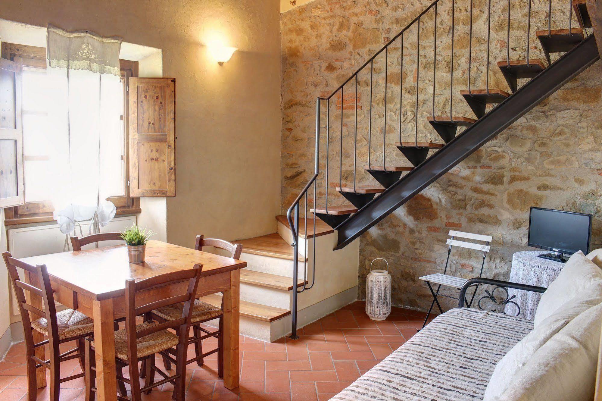 Agriturismo Casavecchia Фильине-Вальдарно Экстерьер фото