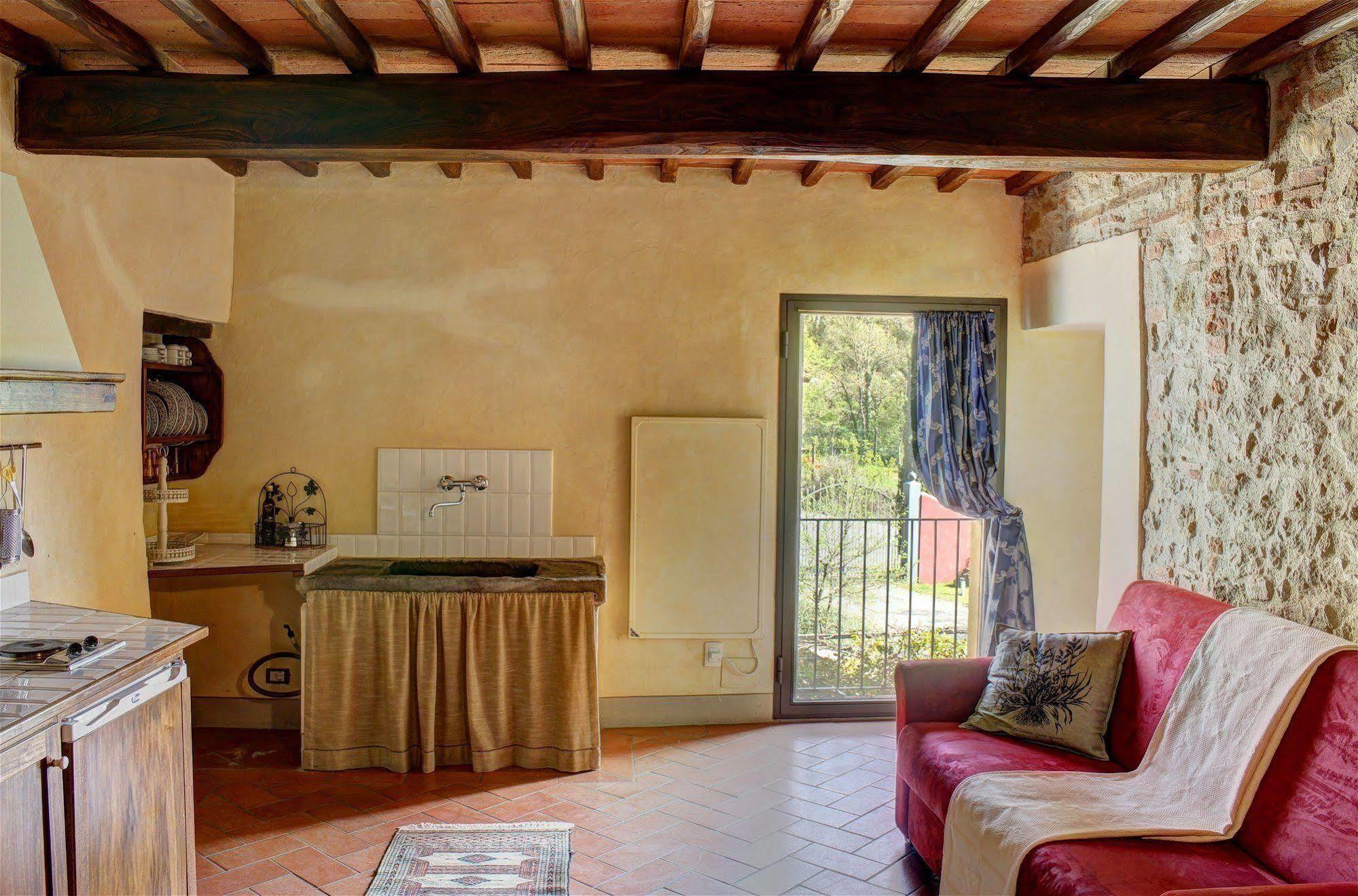 Agriturismo Casavecchia Фильине-Вальдарно Экстерьер фото